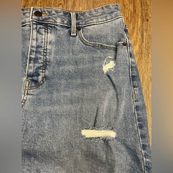 Old Navy Light Blue Distressed Denim Skirt Distressed Jean Skirt Size 10 - Picture 6 of 10